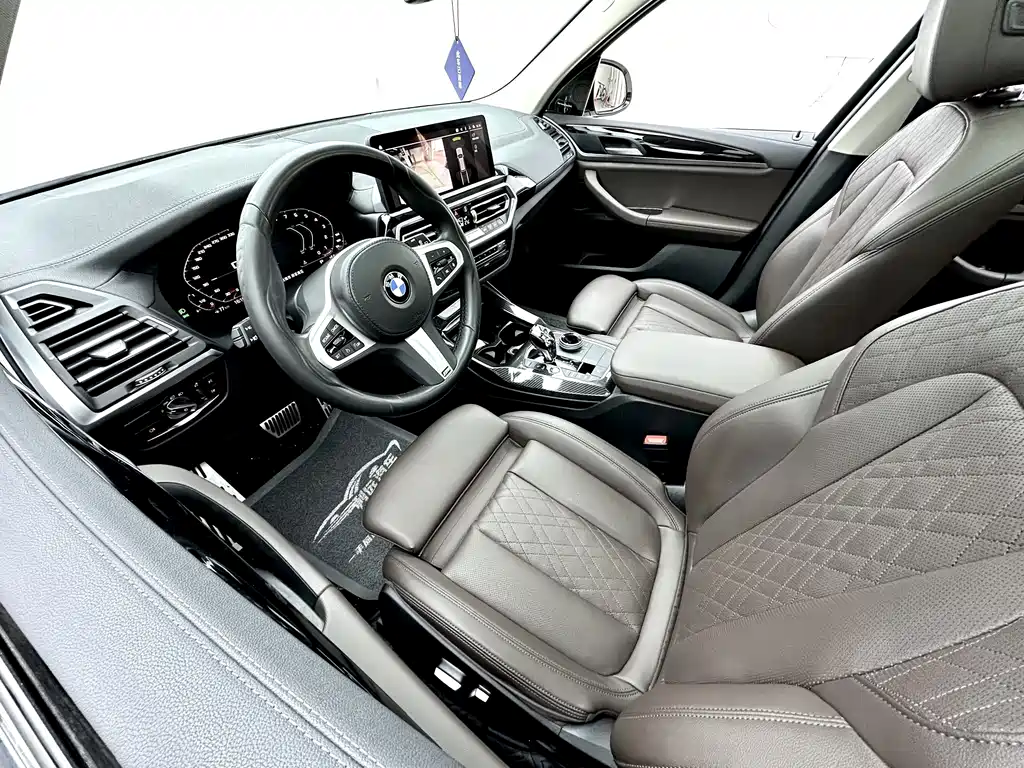 BMW X3 2022 — фото 8