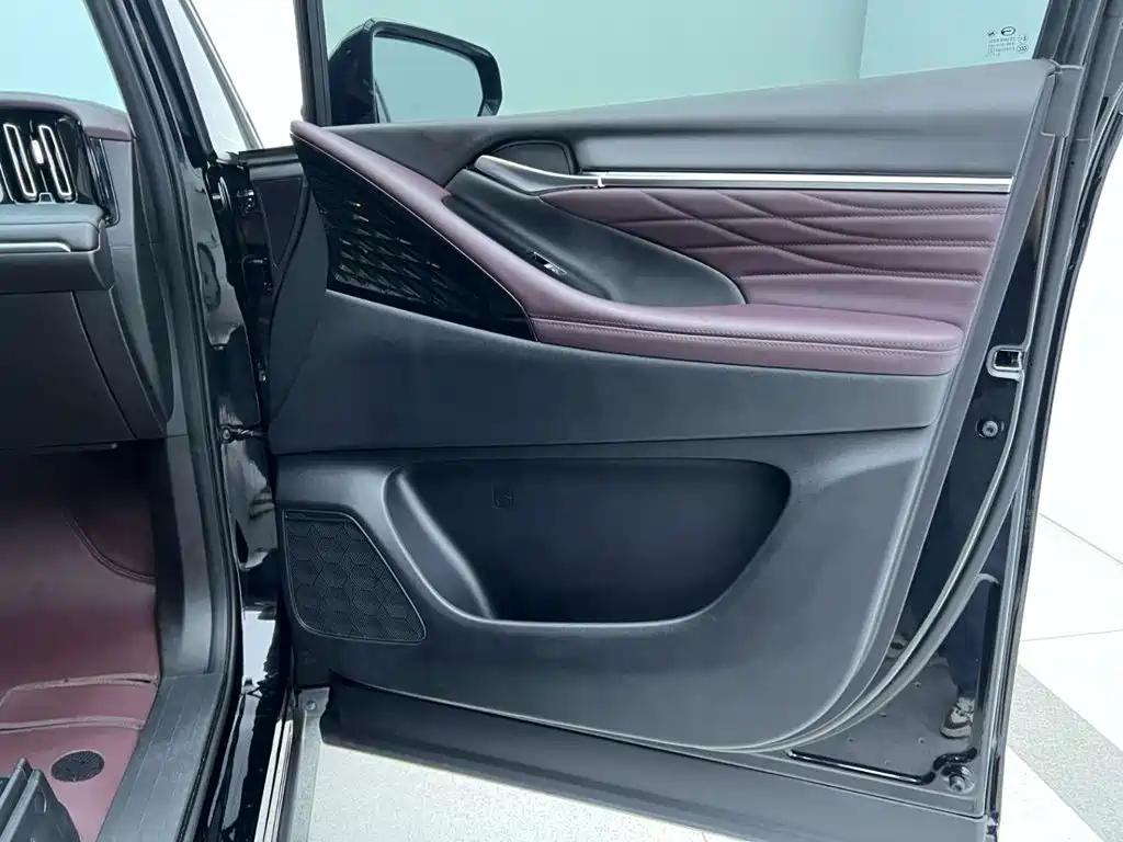 GAC Trumpchi M8 2026 — фото 22