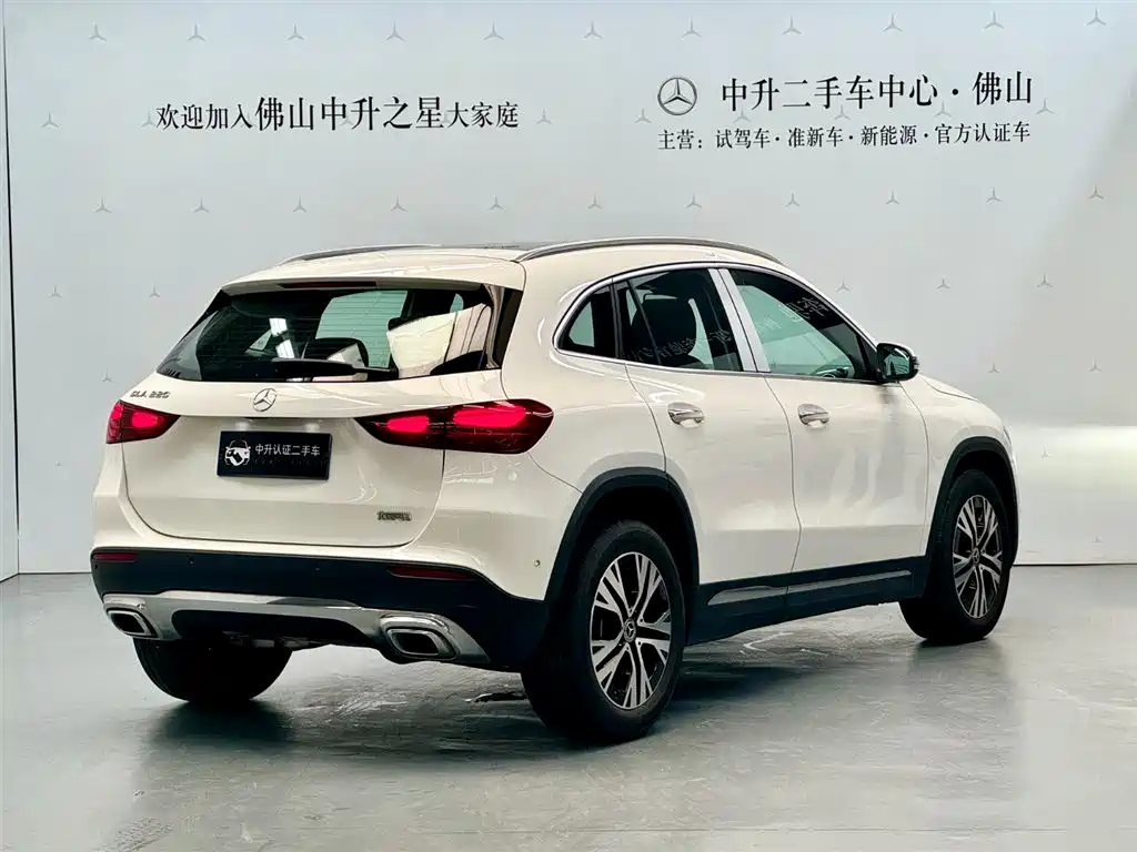 Mercedes-Benz GLA 2024 — фото 2