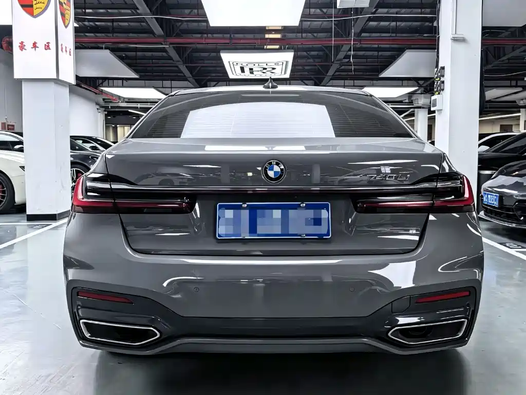 BMW 7 Series 2021 — фото 19