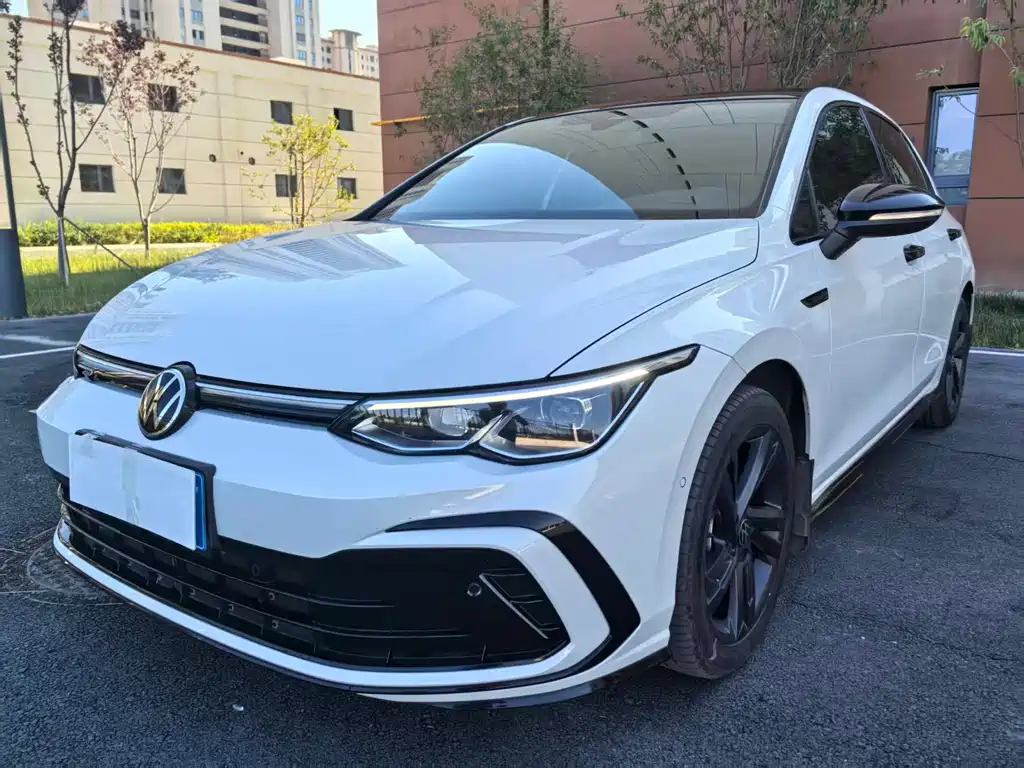 Volkswagen Golf 2022