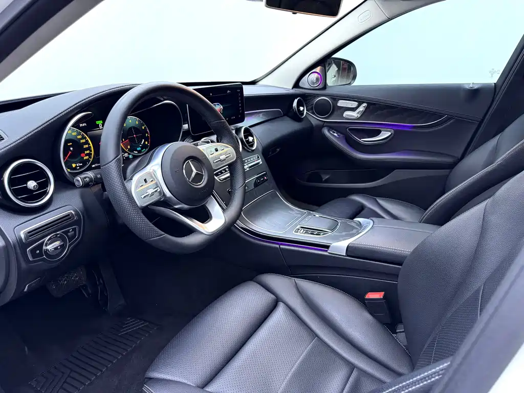 Mercedes-Benz C-Class 2020 — фото 12