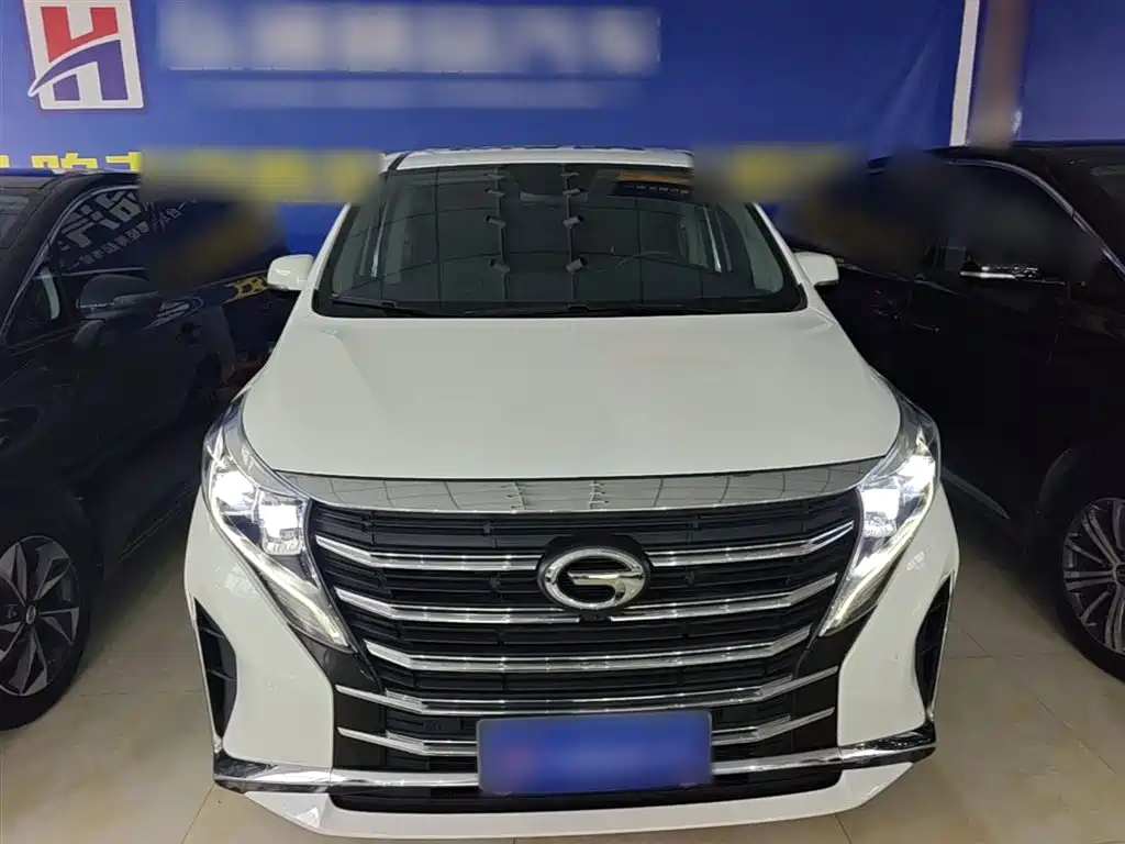 GAC Motor Trumpchi M8 2022 — фото 3