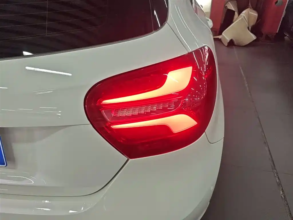 Mercedes-Benz A-Class 2018 — фото 8