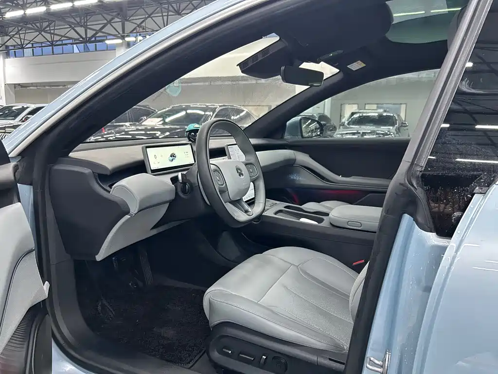 NIO ET5T 2024