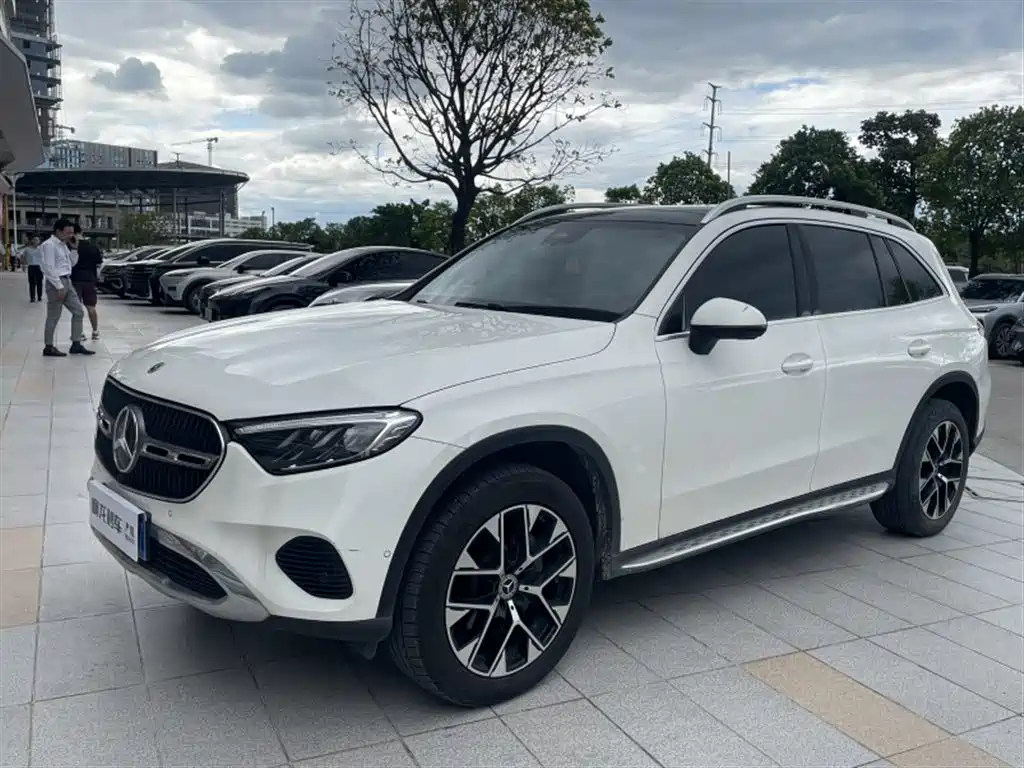 Mercedes-Benz GLC 2023 — фото 1