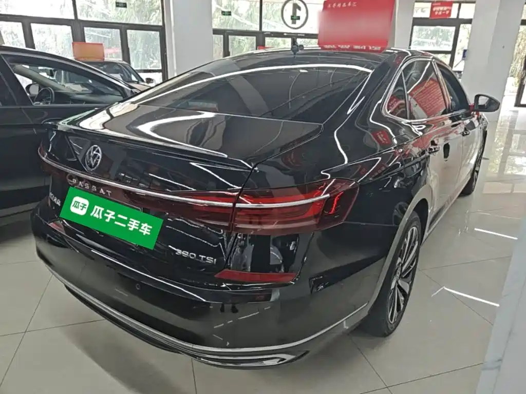 Volkswagen Passat 2022