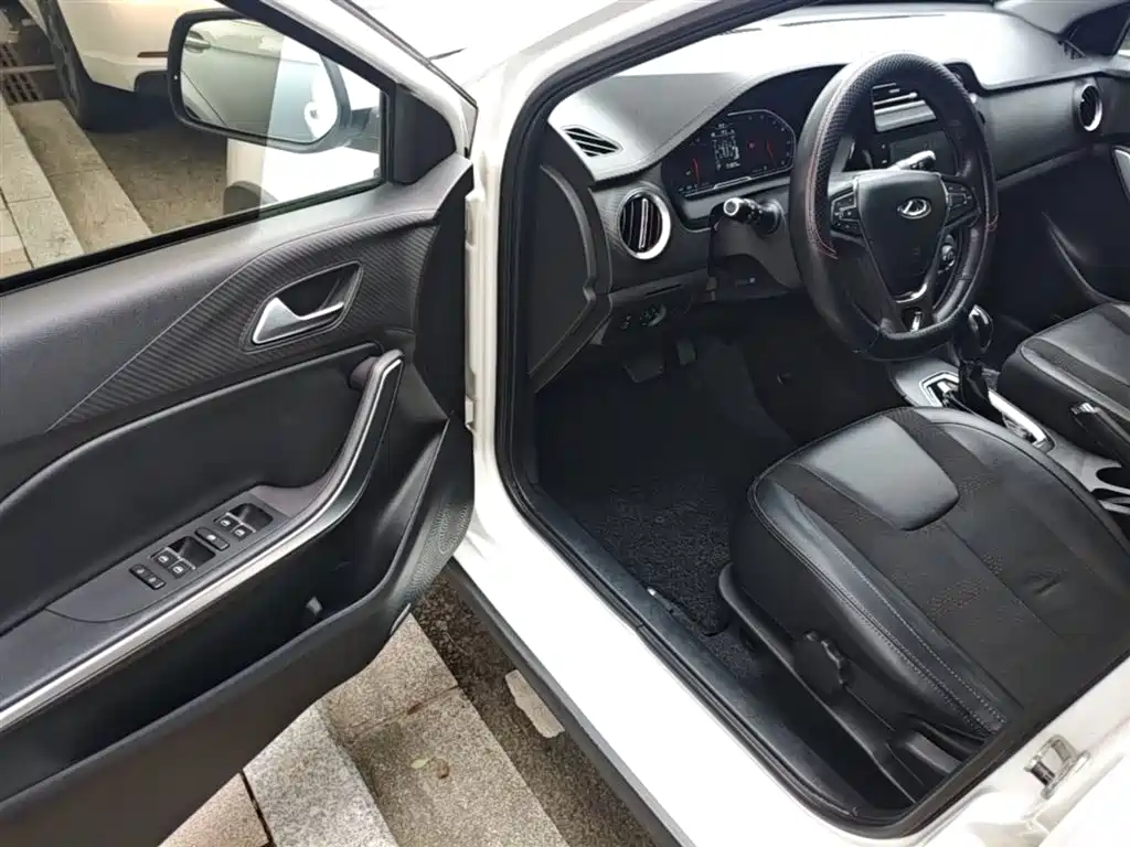 Chery Tiggo 3x 2018 — фото 16
