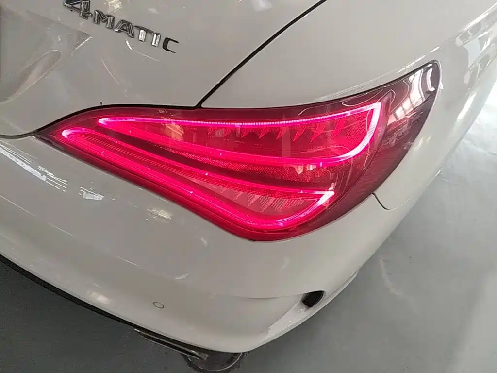 Mercedes-Benz CLA 2015 — фото 8