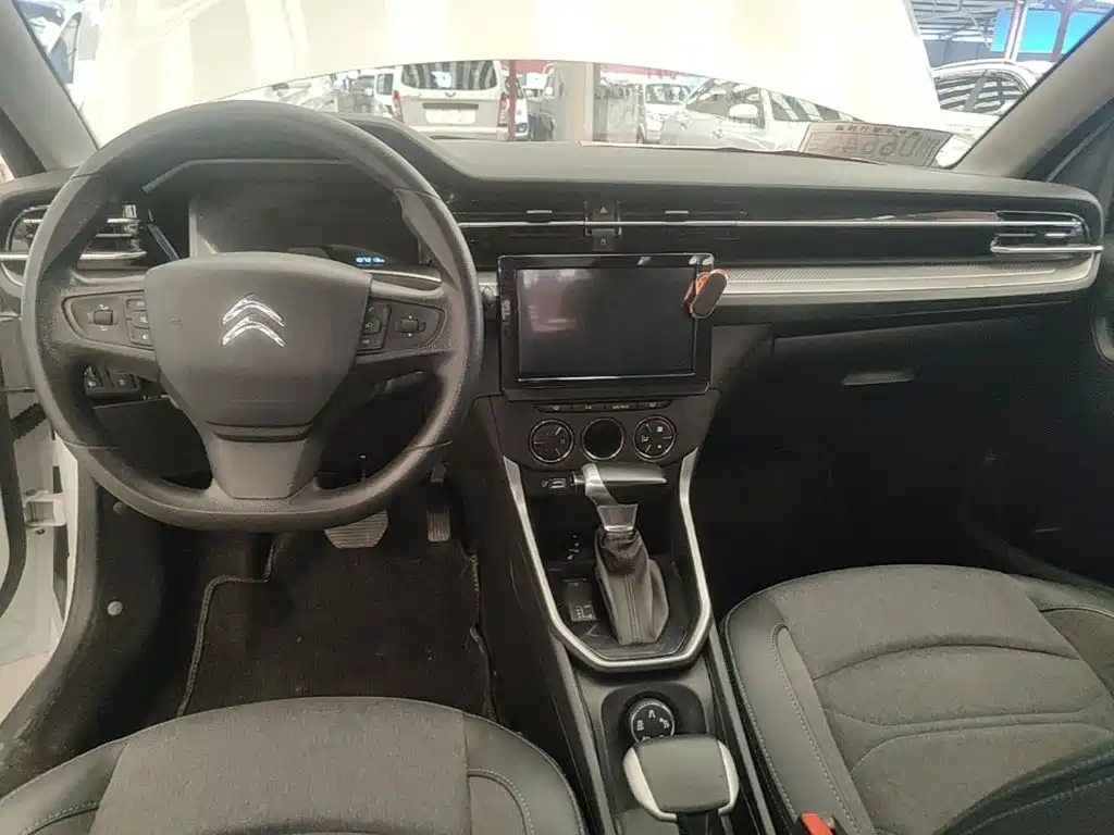 Citroen C3-XR 2023 — фото 10