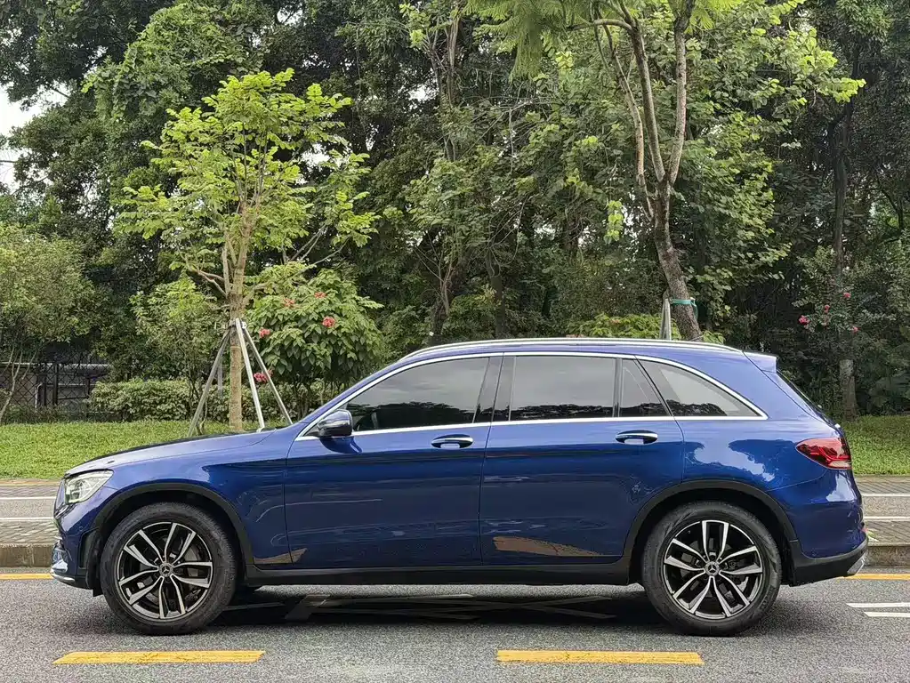 Mercedes-Benz GLC 2021
