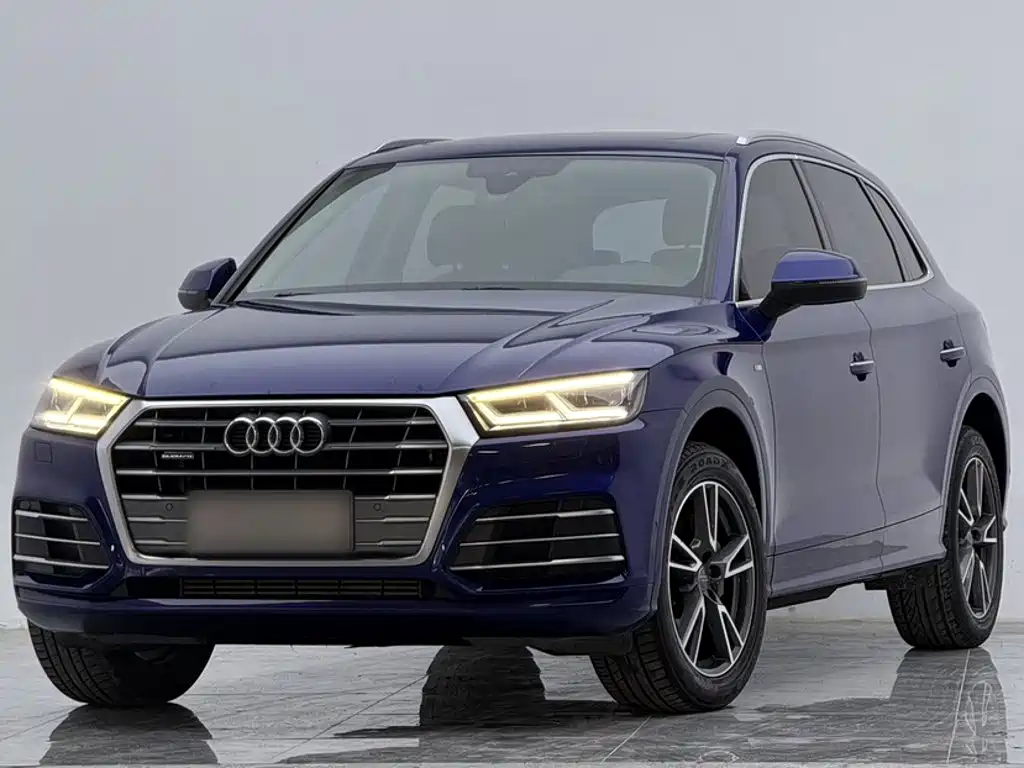 Audi Q5L 2018 — фото 8