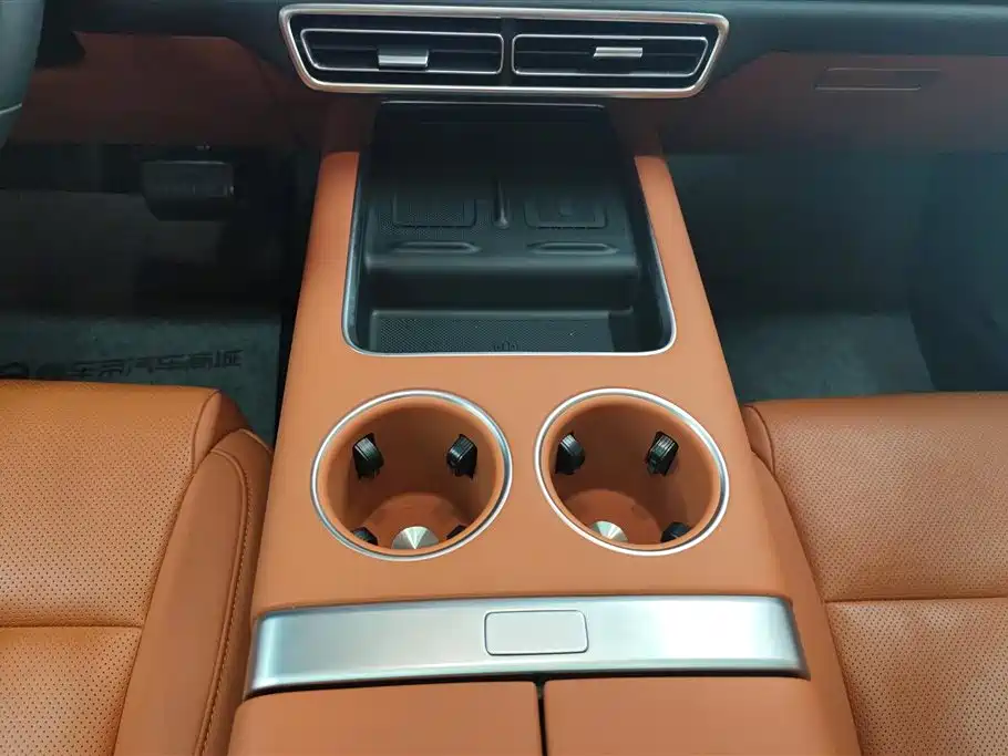 Li Auto Li L7 2024 — фото 16