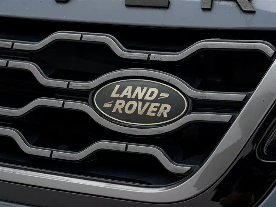 Land Rover Evoque 2021 — фото 9