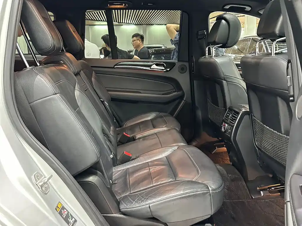 Mercedes-Benz GLS 2018 — фото 15