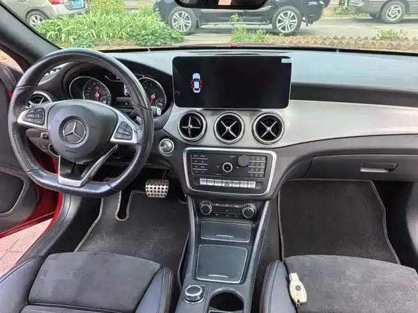 Mercedes-Benz CLA 2019