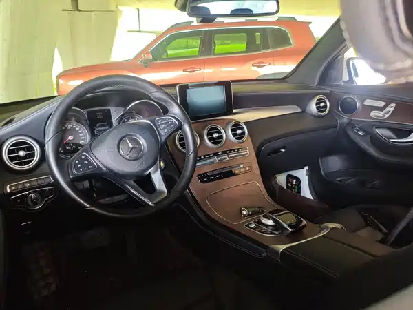 Mercedes-Benz GLC 2019