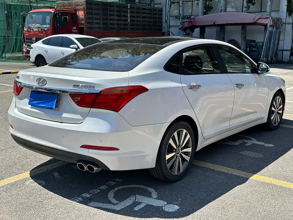 Hyundai Mistra 2016 — фото 4