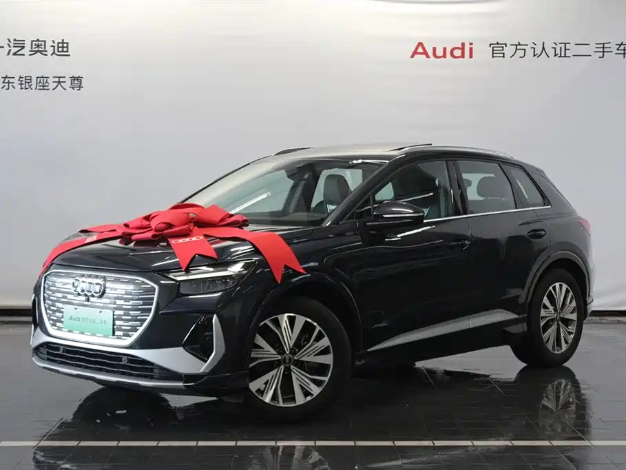 Audi Q4 e-tron 2025 — фото 3