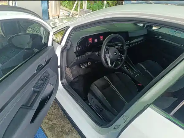 Volkswagen Golf 2023