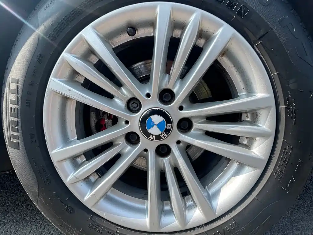 BMW 3 Series 2014 — фото 9