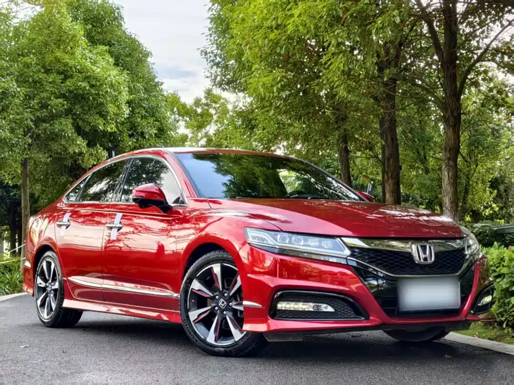 Honda Spirior 2015 — фото 26