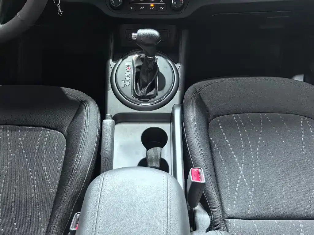 Kia Sportage 2015 — фото 14