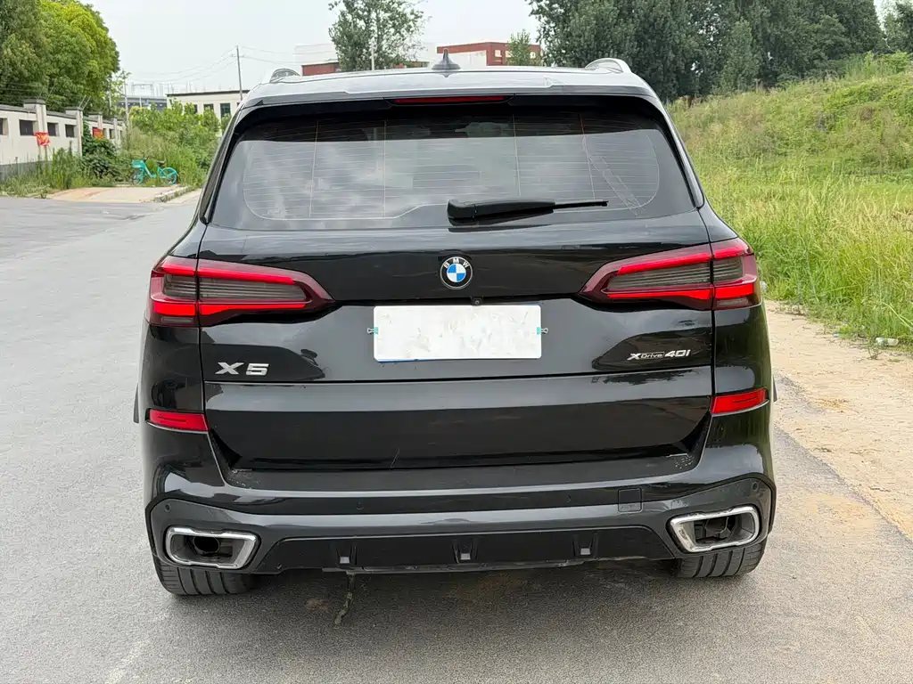 BMW X5 2021