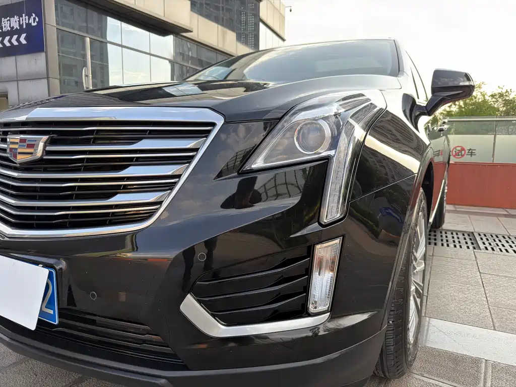 Cadillac XT5 2019 — фото 16