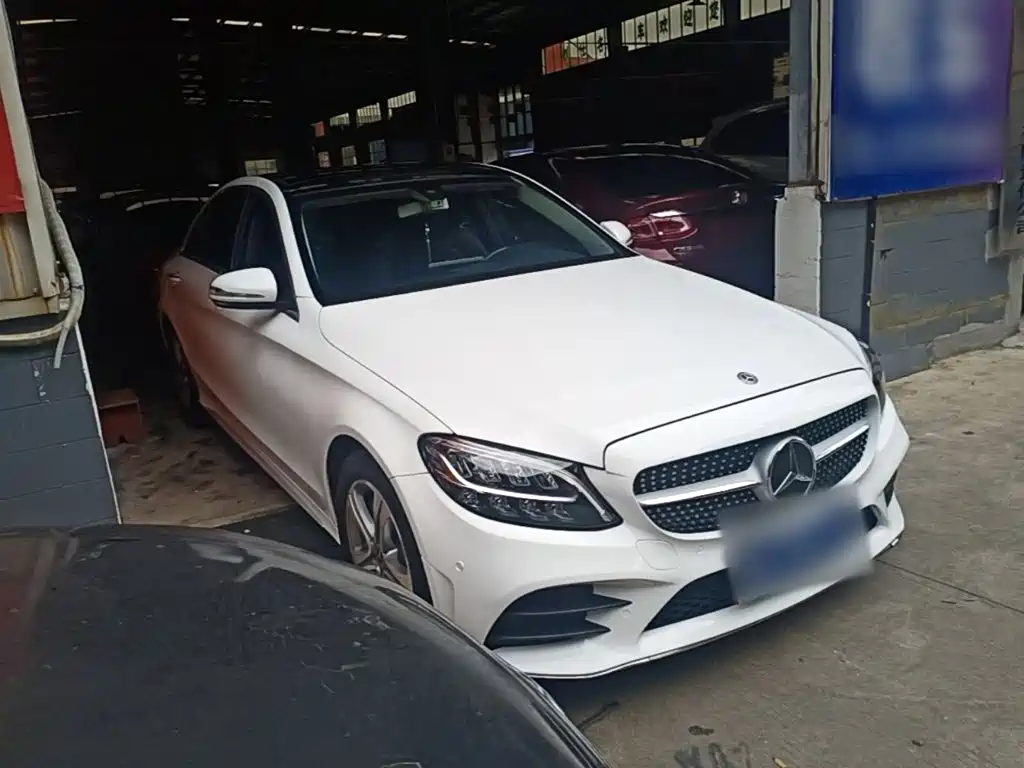 Mercedes-Benz C-Class 2020