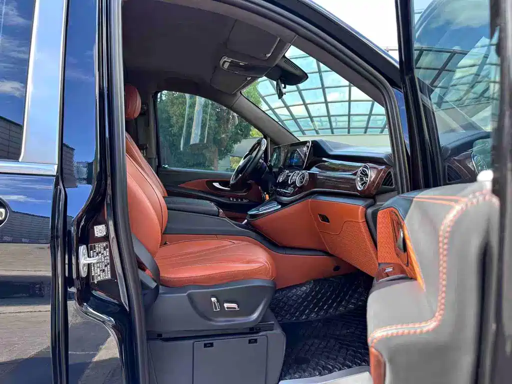 Mercedes-Benz Vito 2023 — фото 14