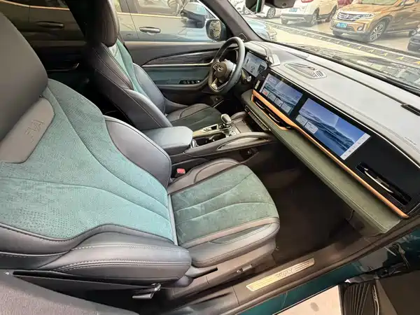 Geely Xingyue L 2021