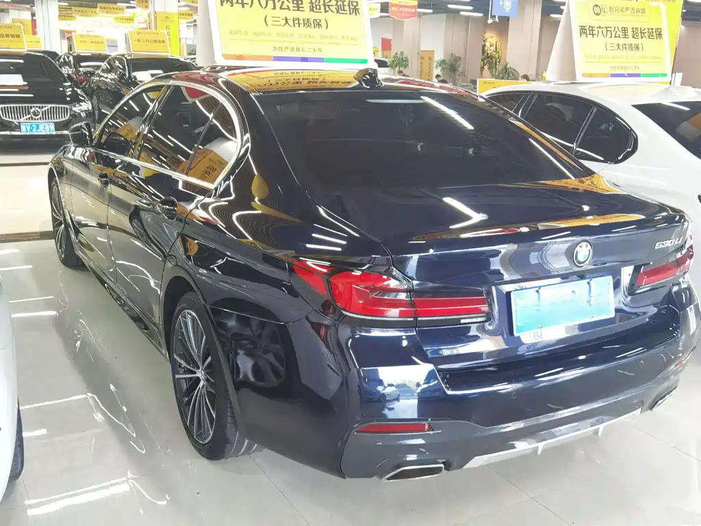BMW 5 Series 2022 — фото 15