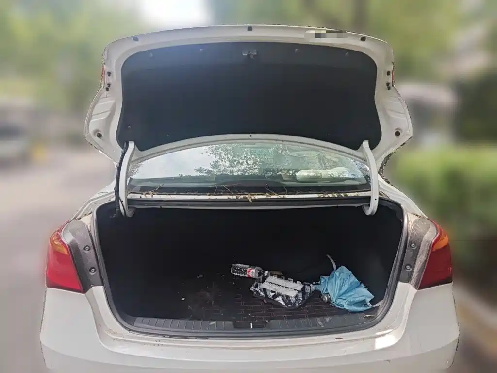 Hyundai Mistra 2015 — фото 10