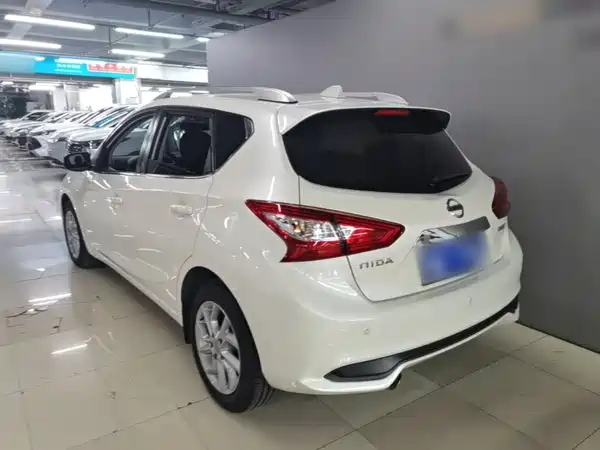 Nissan Tiida 2022