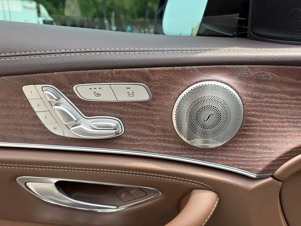 Mercedes-Benz E-Class 2023