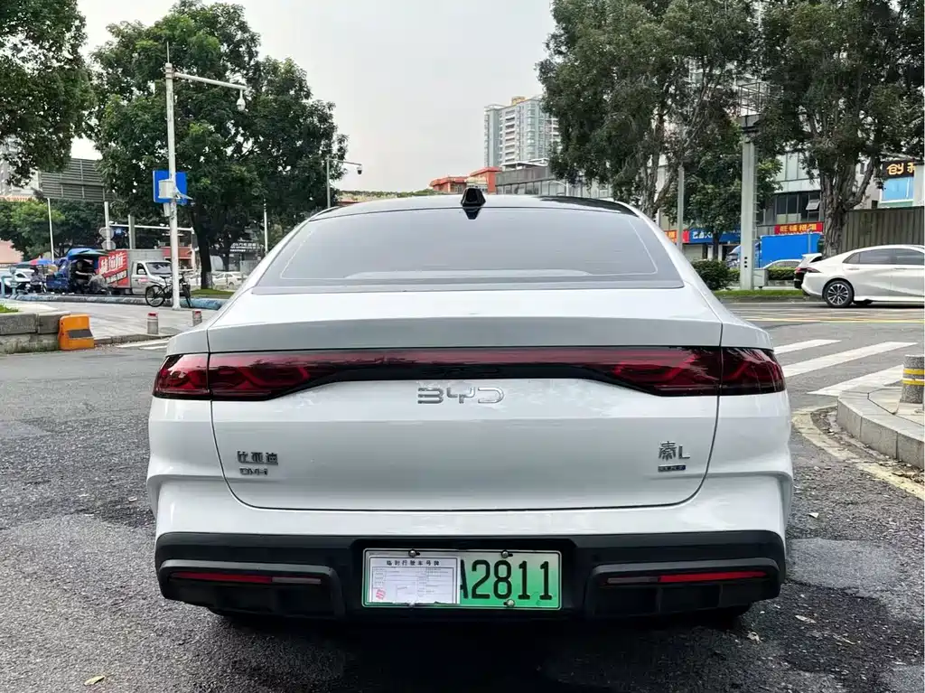 BYD Qin L 2026 — фото 8