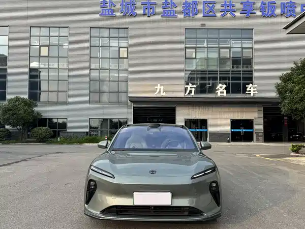 NIO ET5 2022