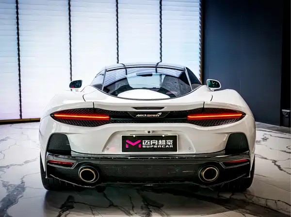McLaren GT 2022