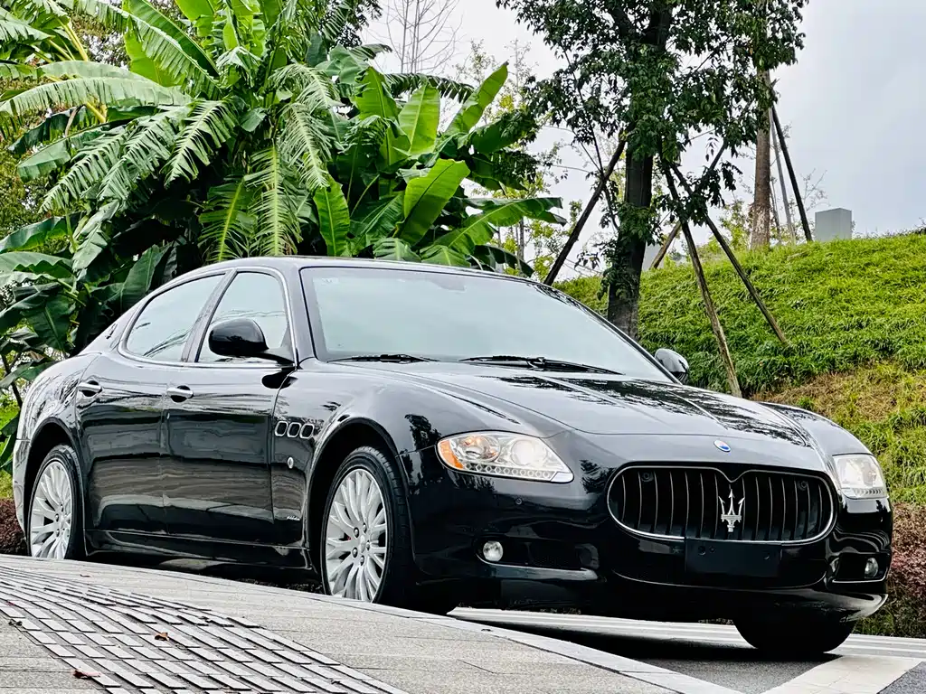 Maserati Quattroporte 2011 — фото 4