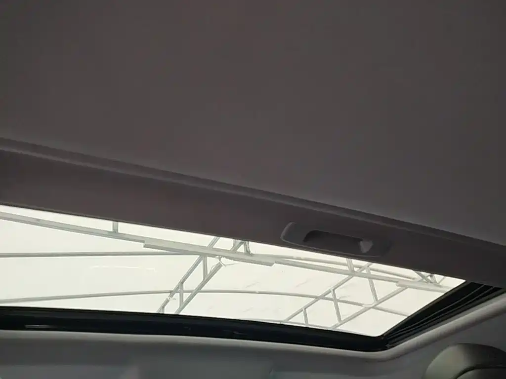 Peugeot 3008 2016 — фото 18