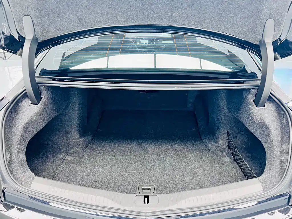 Cadillac CT6 2021 — фото 23