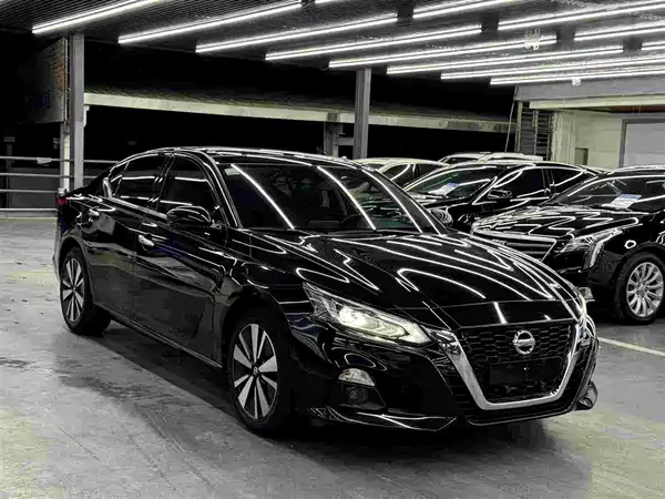 Nissan Teana 2020