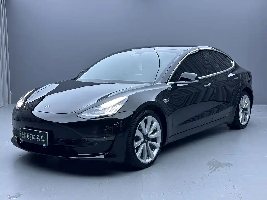 Tesla Model 3 2020