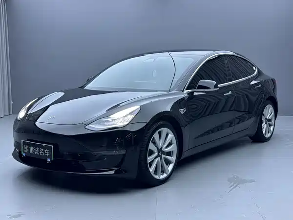Tesla Model 3 2020