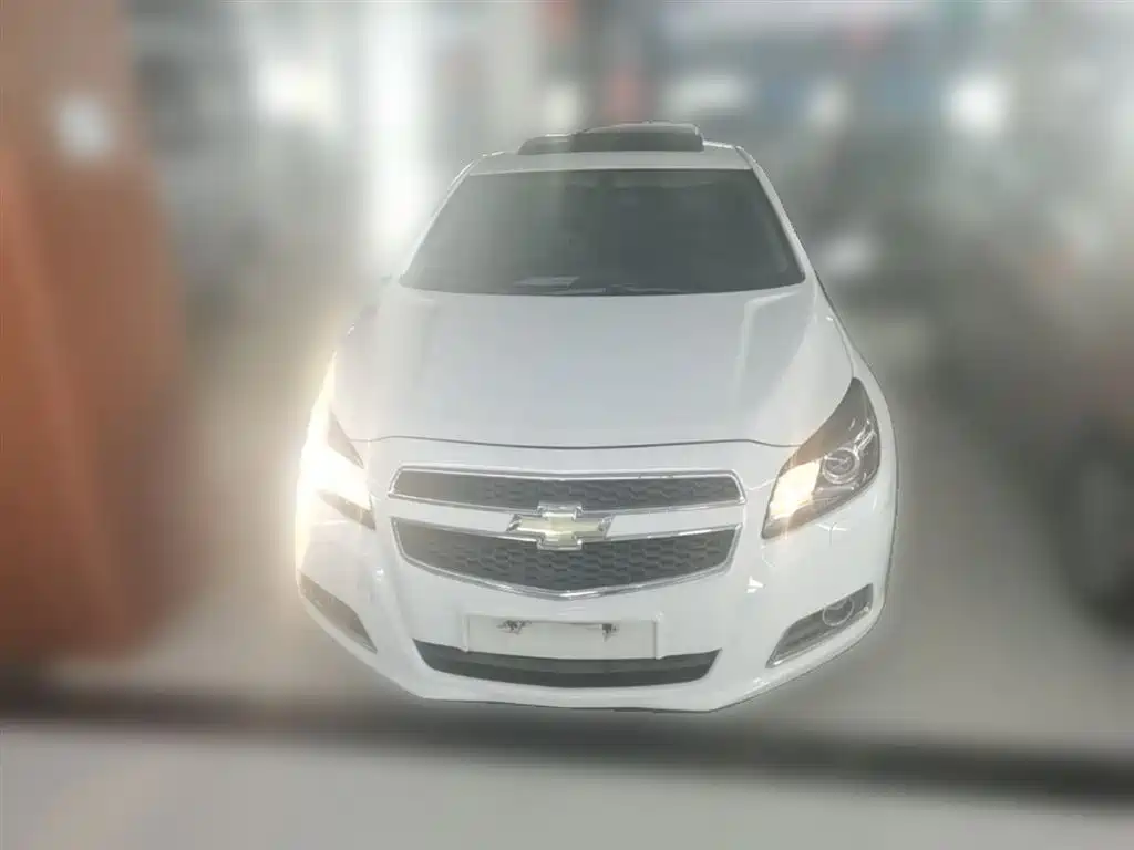 Chevrolet Malibu 2014 — фото 24