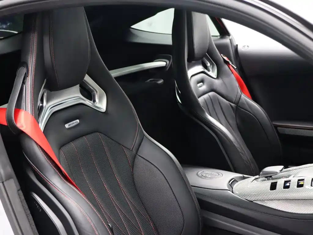 Mercedes-Benz AMG GT 2021 — фото 24