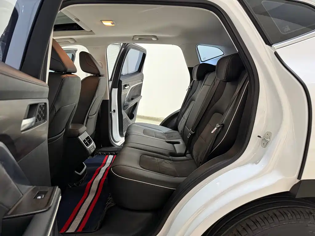 Haval H6 2023 — фото 10
