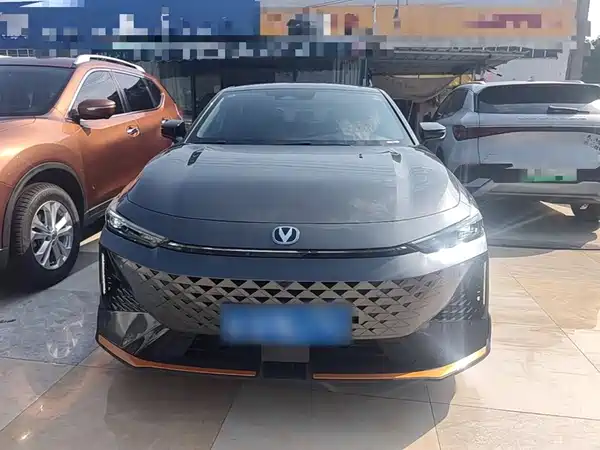 Changan UNI-V 2024