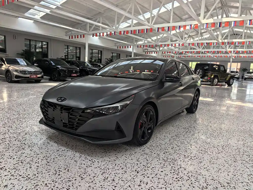Hyundai Elantra 2023